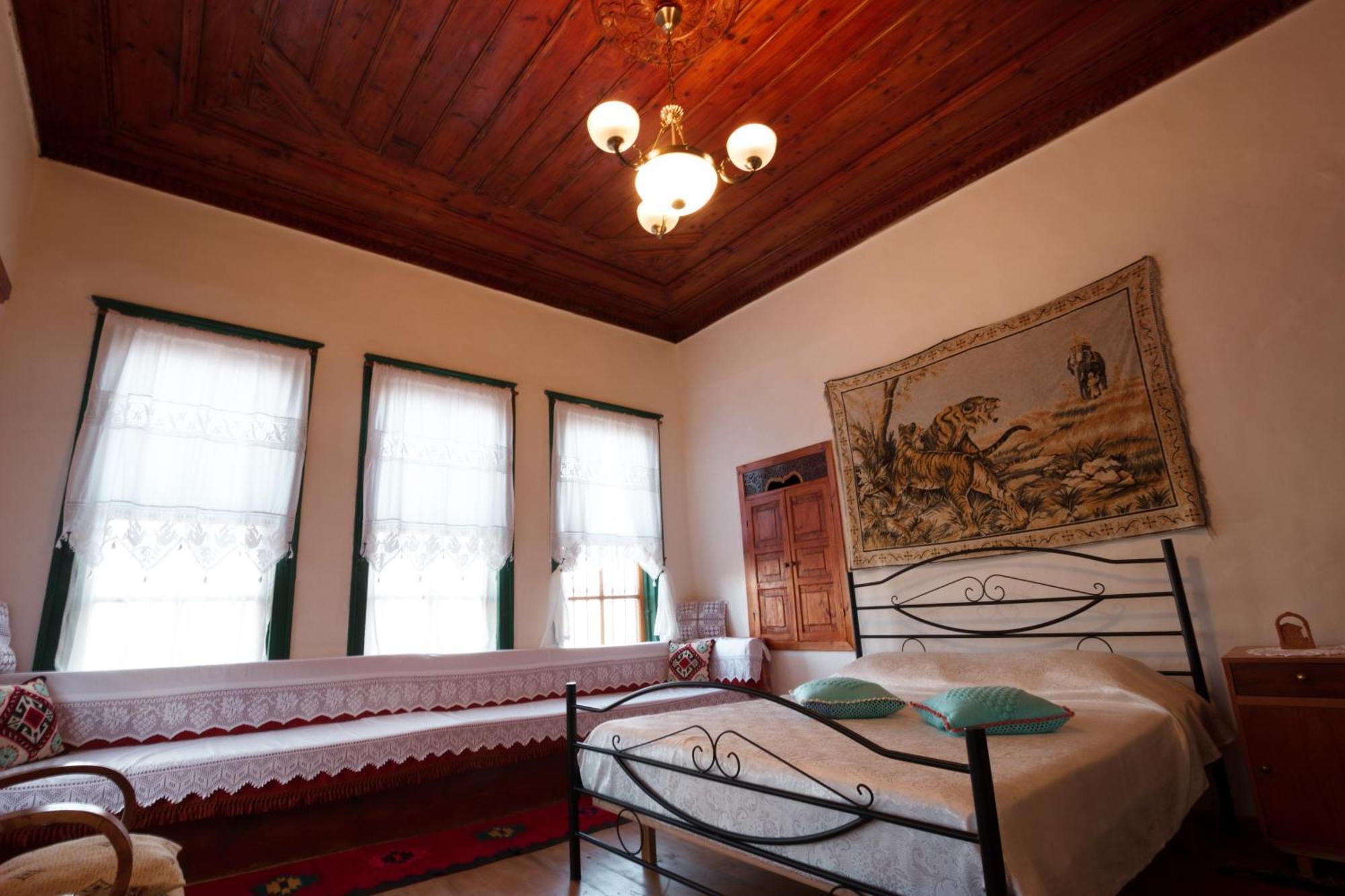 Guesthouse 1805 Gjirokaster Exterior photo